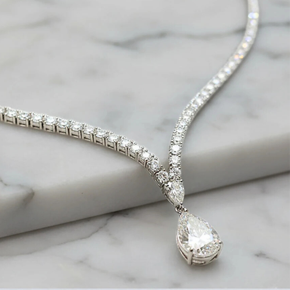 Collana Tennis con Pendente in Moissanite Taglio Goccia di ct 6,80