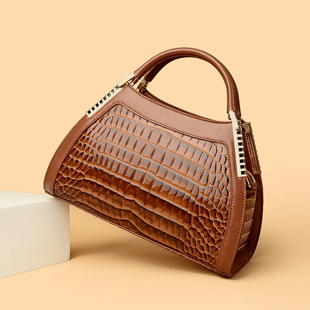 Borsa in Pelle di Vitellino Verniciata – Stile Croco e Dettagli Oro