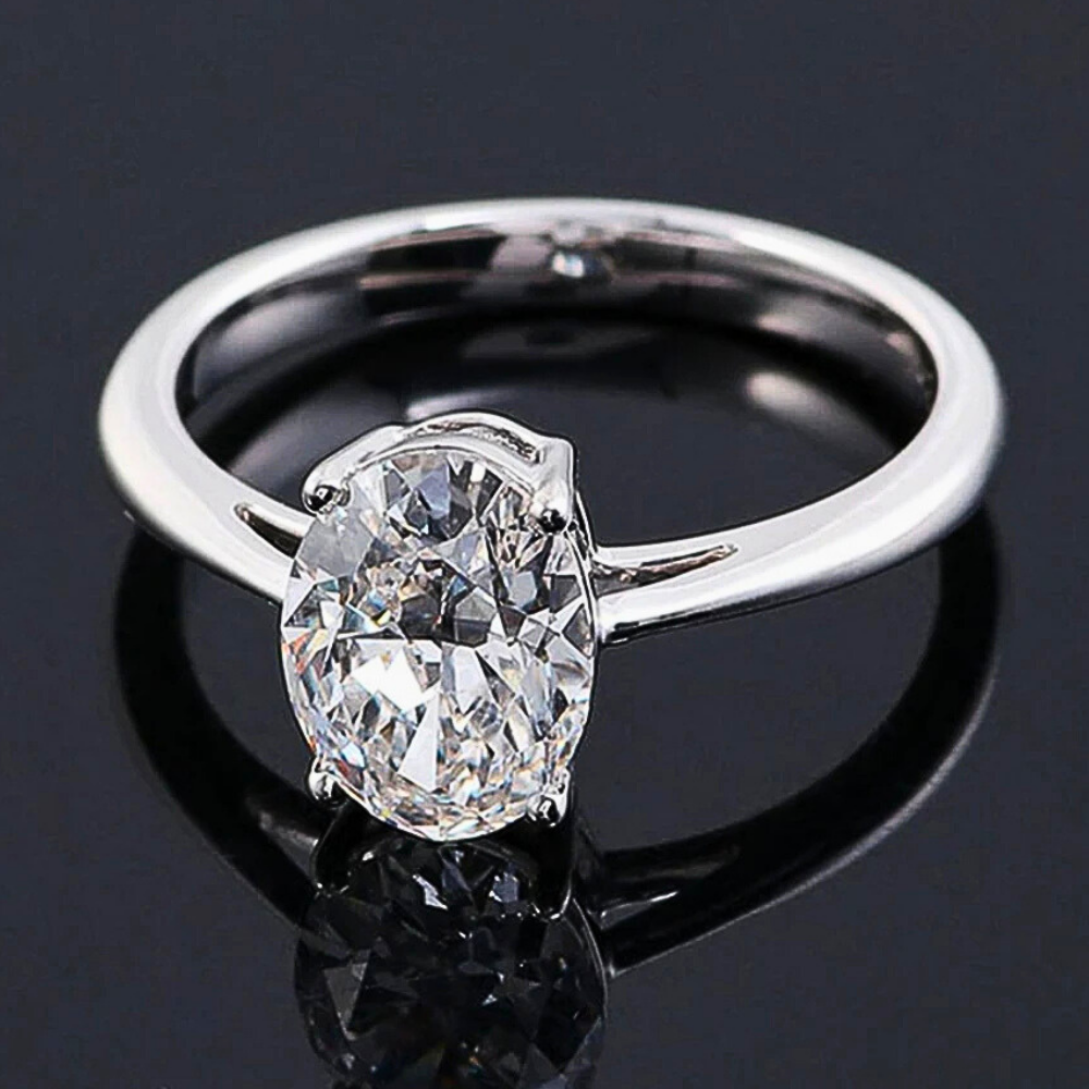Solitario con Moissanite Taglio Ovale
