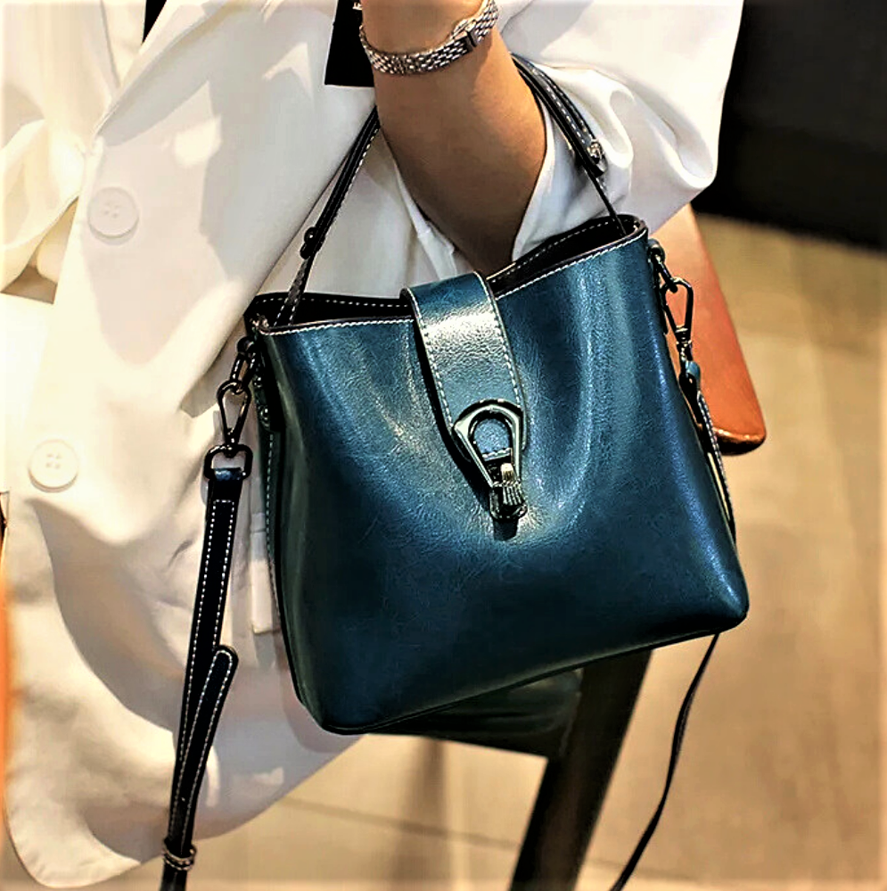 Mini Borsa Quadrata in Crosta di Pelle di Vitellino