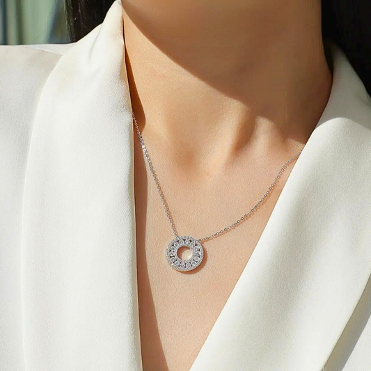 Collana con Ciondolo a Ruota in Moissaniti per ct 1,40