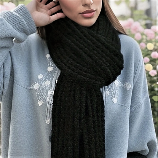 Sciarpa in Misto Cashmere: Eleganza, Morbidezza e Calore