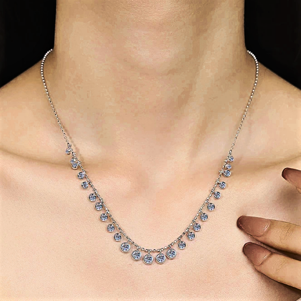 Collana con 25 Ciondoli Tondi in Moissanite per ct 4,50