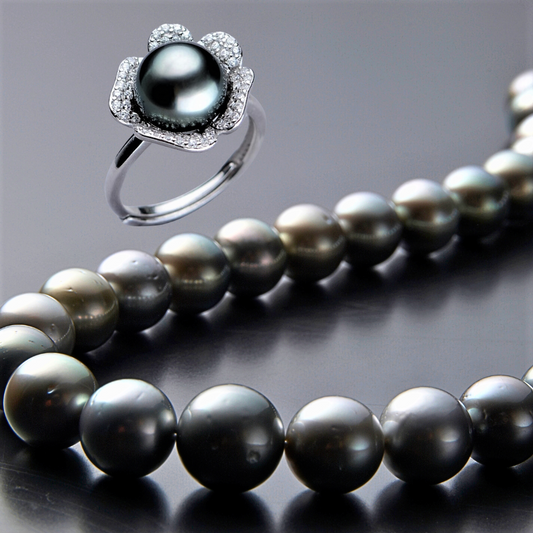 Anillo "Mar del Sur" con perla natural de Tahití 
