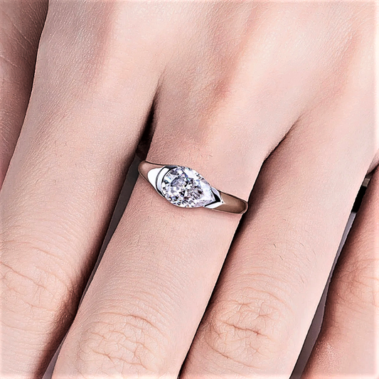 Fede con Moissanite Taglio Goccia di ct 2,50