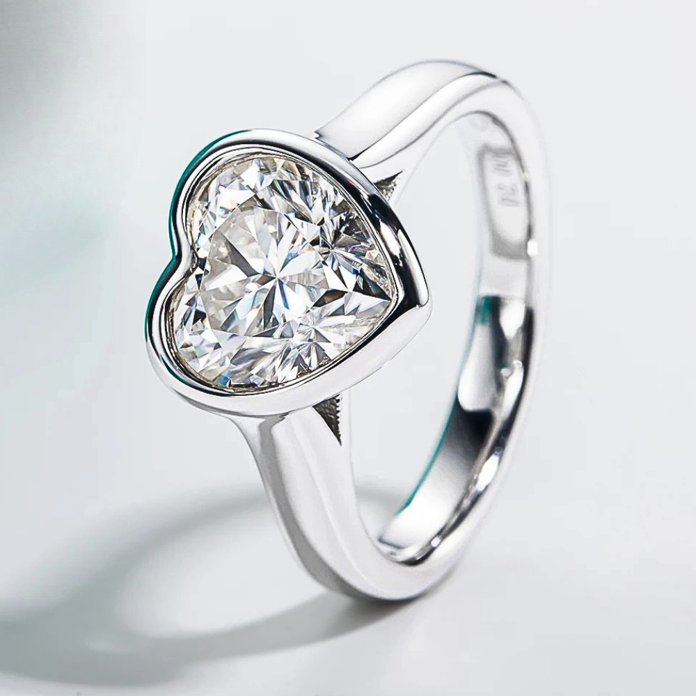 Solitario con Moissanite a Cuore di ct 3,00