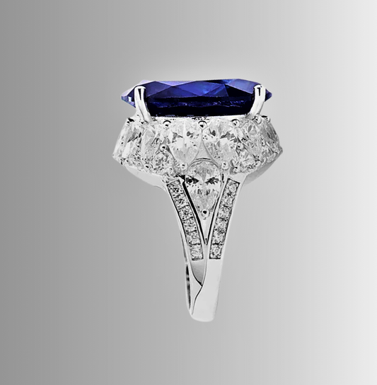 Fascione con Zaffiro Blu Coltivato Ovale e Diamanti Sintetici ad Alto Contenuto di Carbonio