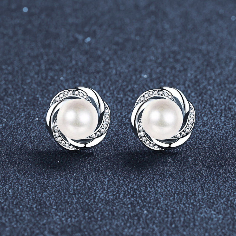 Orecchini a Bottone con Moissaniti e Perle Naturali