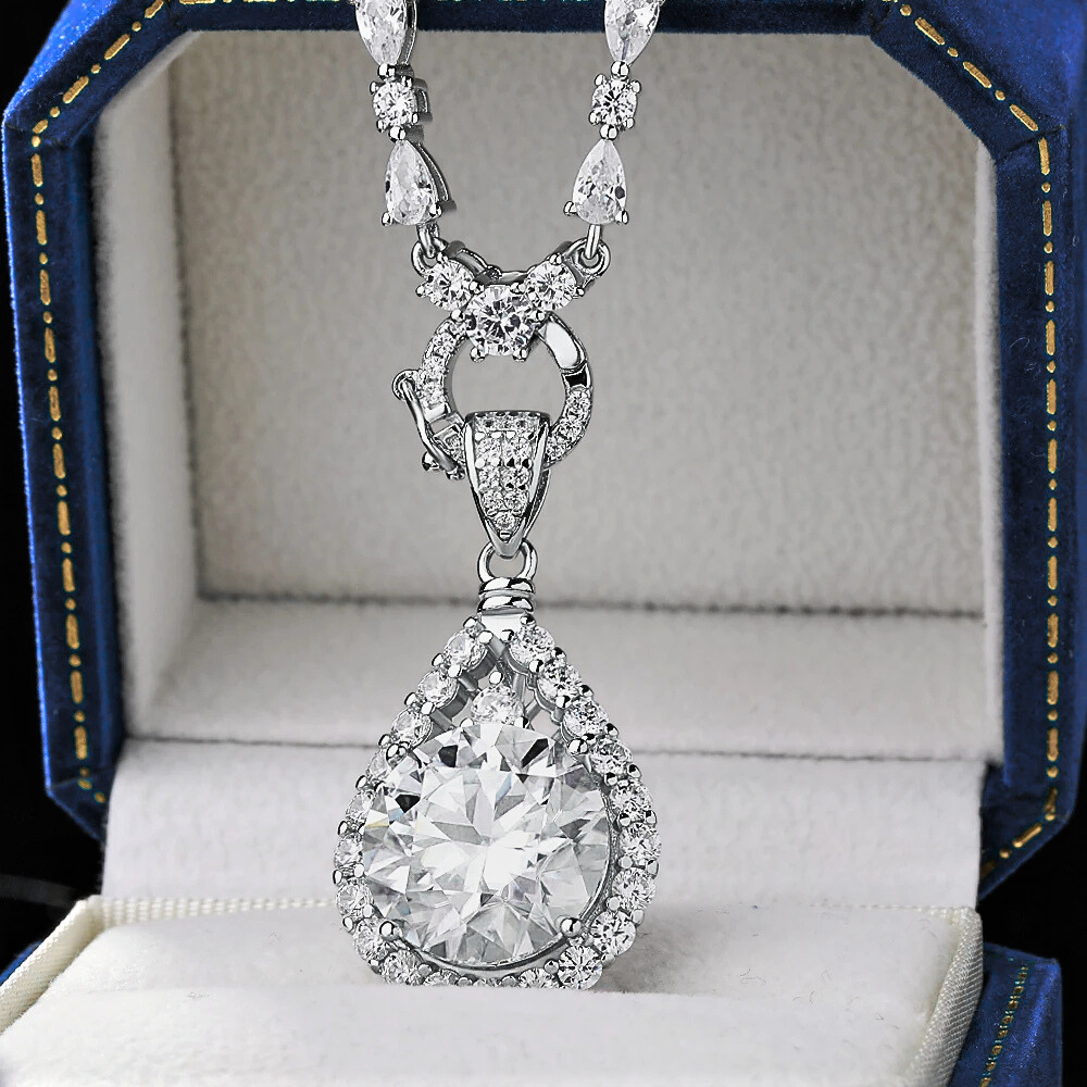 Collana Tennis con ciondolo in Moissanite D Color