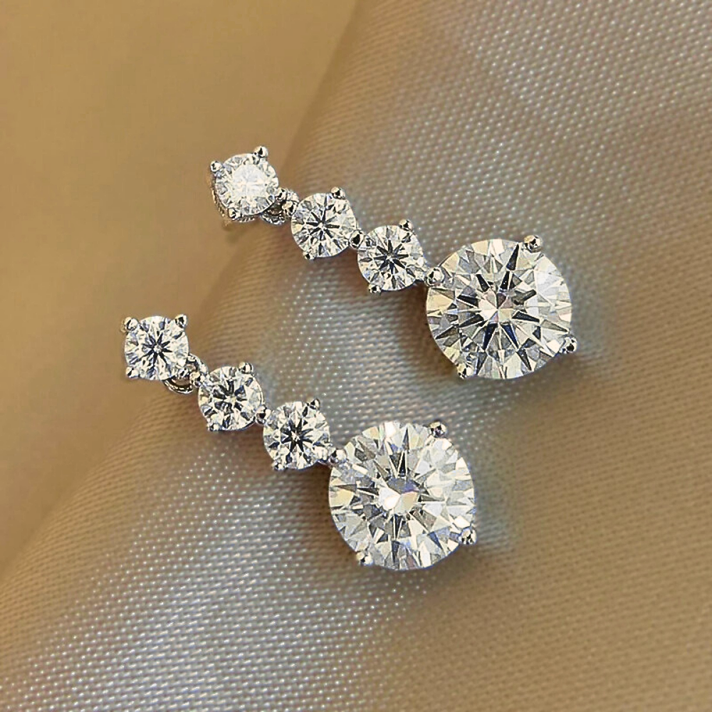 Orecchini Pendenti con Moissaniti per ct 2,60