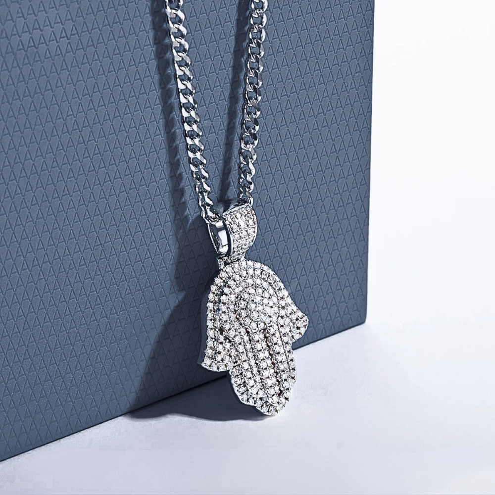 Collana "Mano di Fatima" in Moissanite D Color