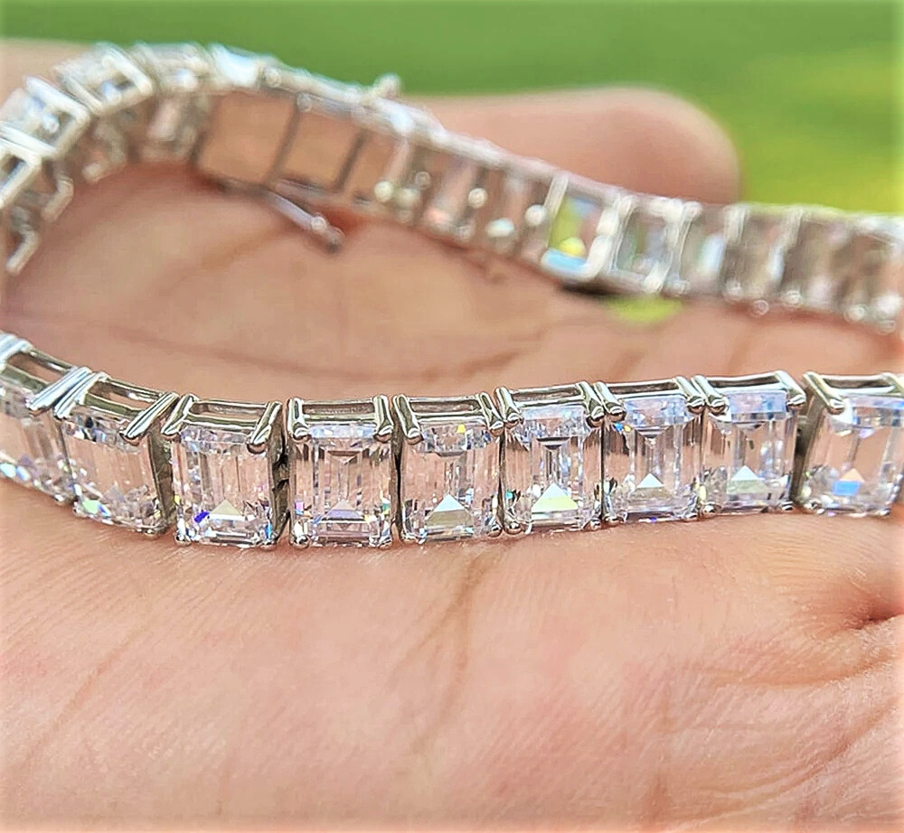 Bracciale Tennis con Moissaniti Taglio Smeraldo