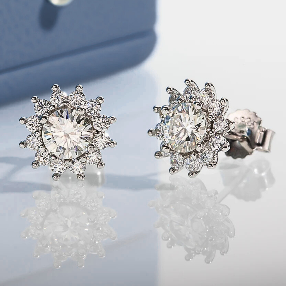 Orecchini a Girasole con Moissaniti per ct 1,00