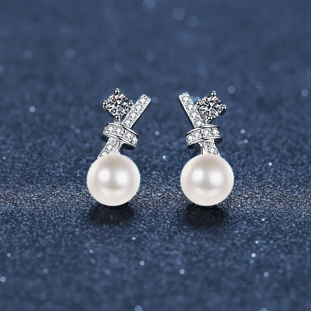 Orecchini a Perno con Moissaniti e Perle