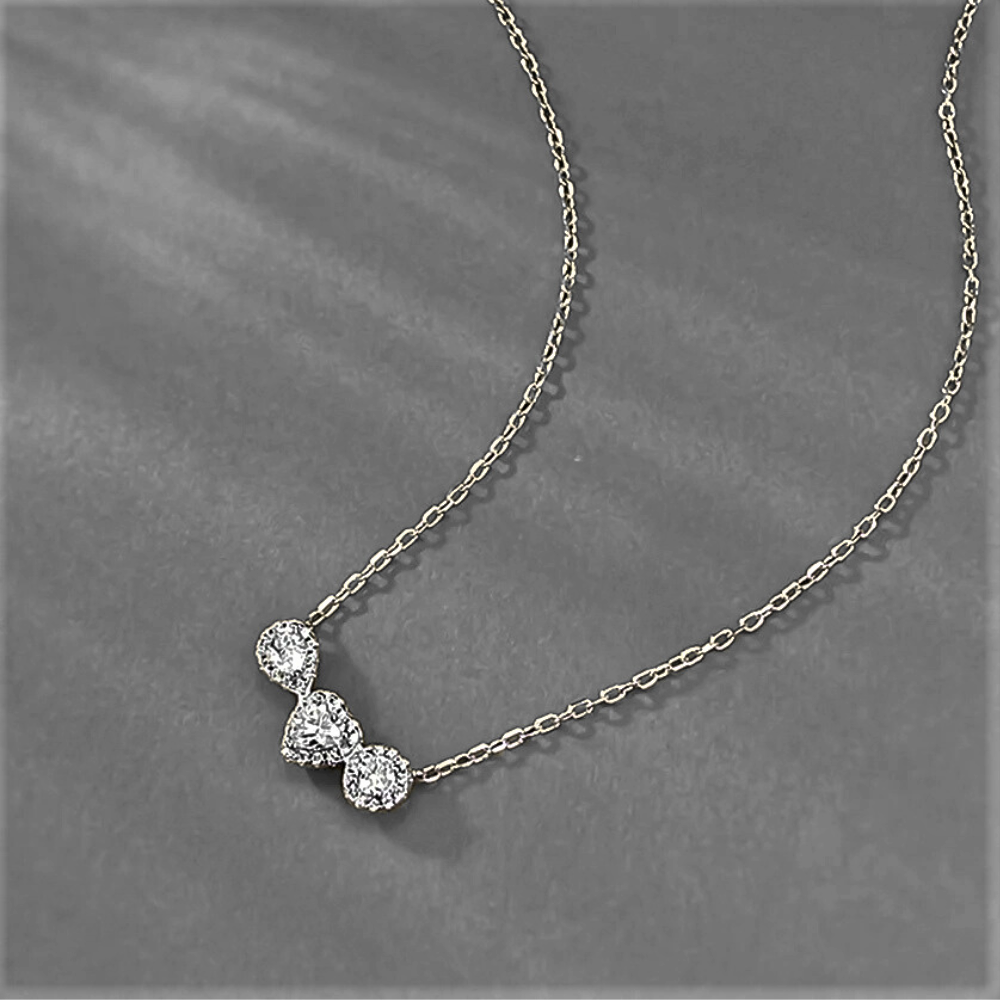 Collana con Diamanti Lab Grown e Brillanti Sintetici ad Alto Contenuto di Carbonio