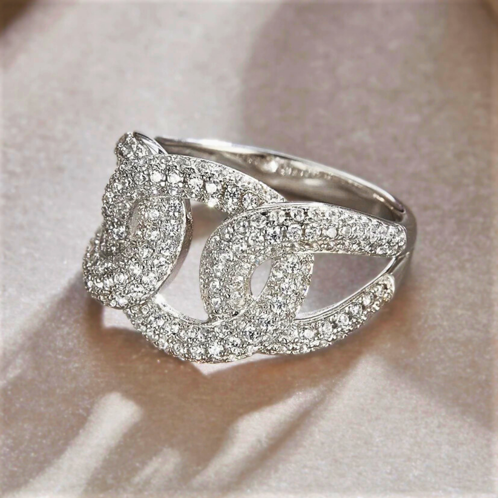 Anello a Maglia Ovale Rigida con Moissanite D Color Certificata