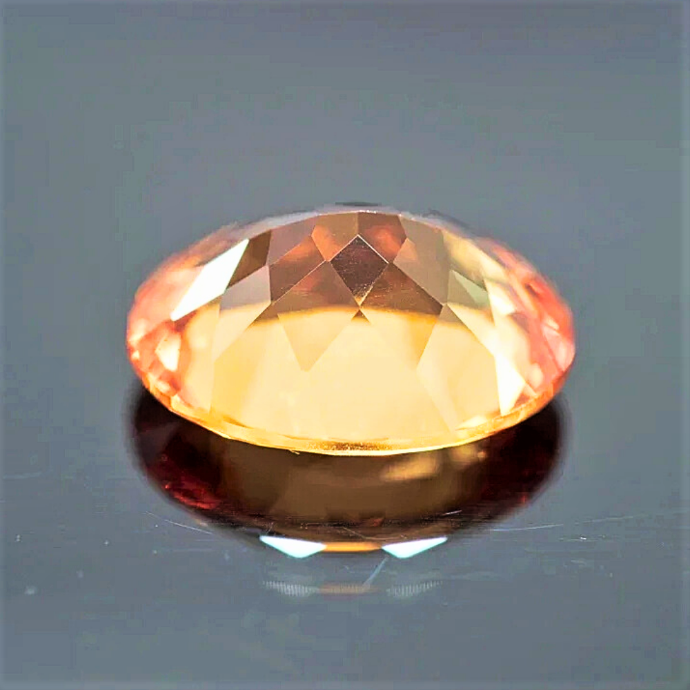 Zaffiro Arancio Lab Grown Taglio Ovale Certificato