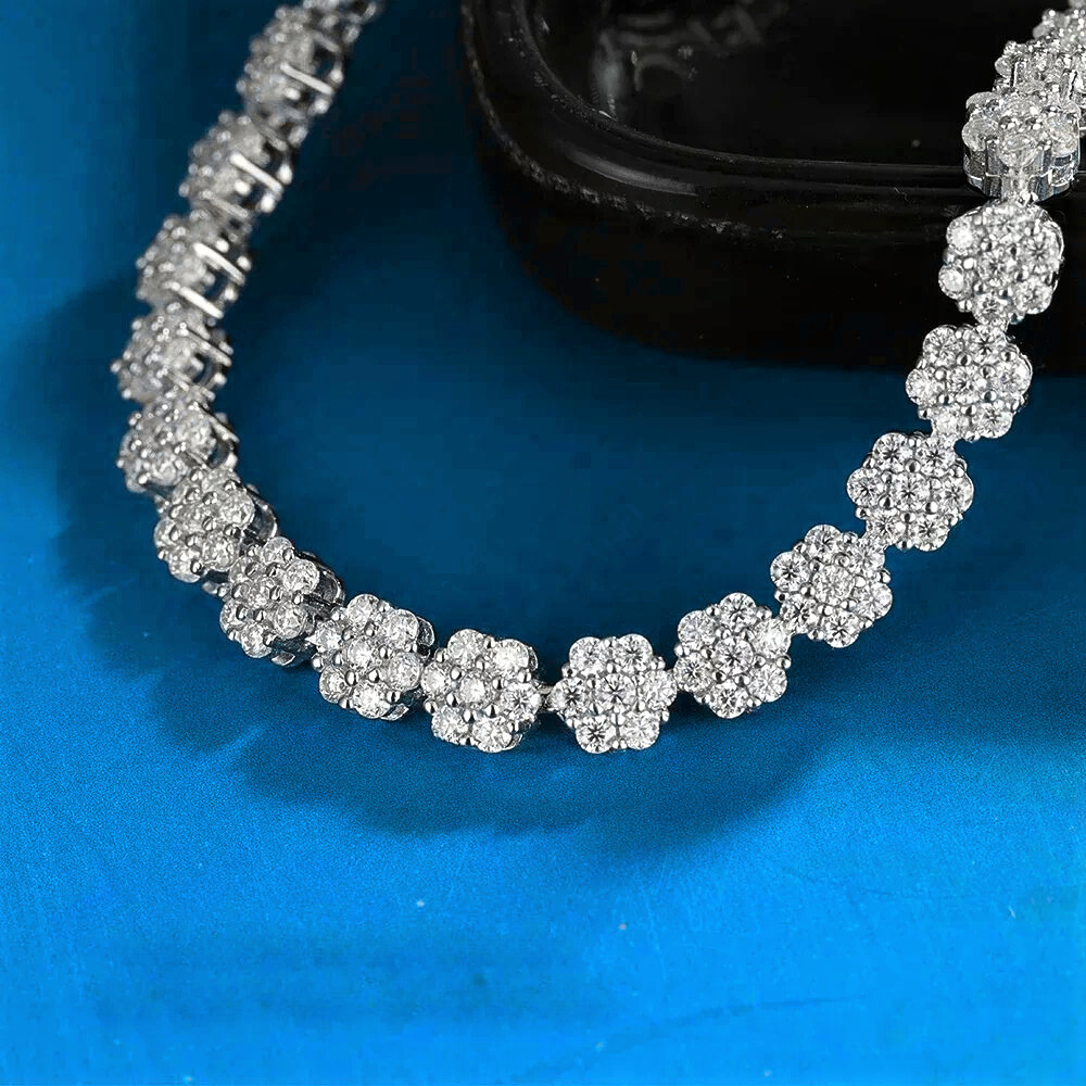 Bracciale e Collana a Fiori Esagonali con Moissaniti