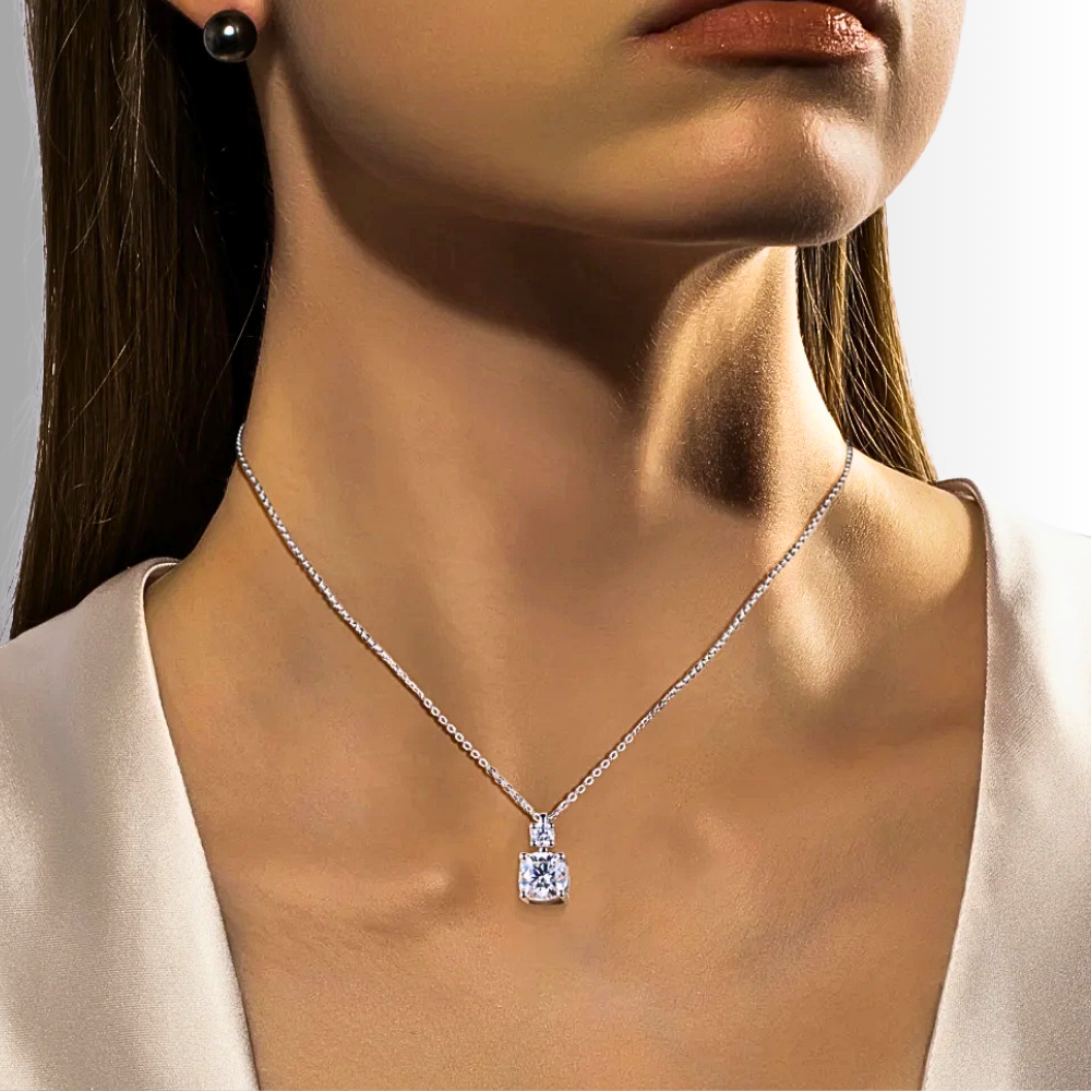 Collana con Pendente in Moissanite Taglio Cuscino