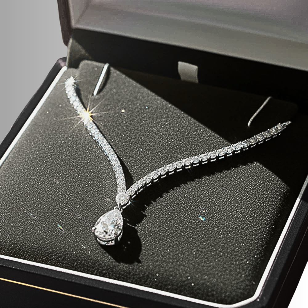 Collana Tennis con Pendente in Moissanite Taglio Goccia di ct 6,80