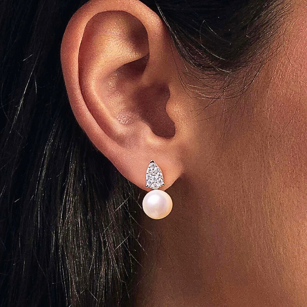 Orecchini a Goccia con Moissaniti e Perle Naturali