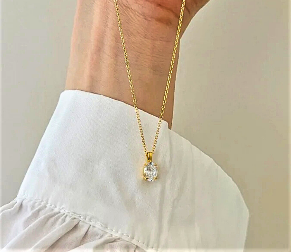 Collana Punto Luce con Moissainite Taglio Ovale Certificata
