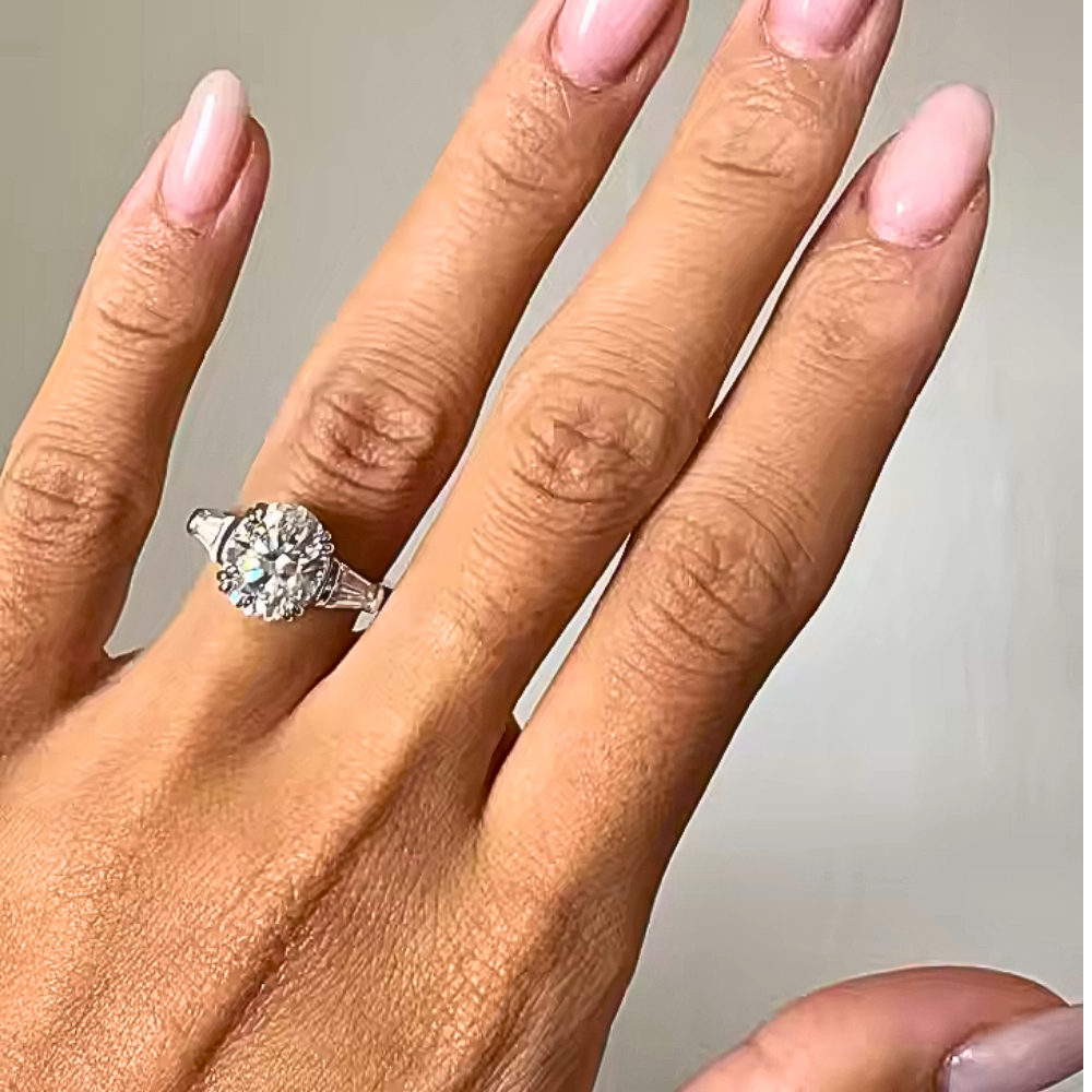Trilogy con Moissanite Taglio Ovale e Teepers per ct 3,80
