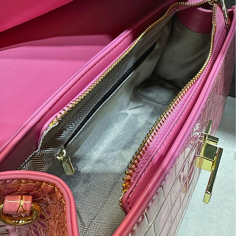 Borsa in Pelle di Vitellino a Doppio Strato con Lavorazione Coccodrillo