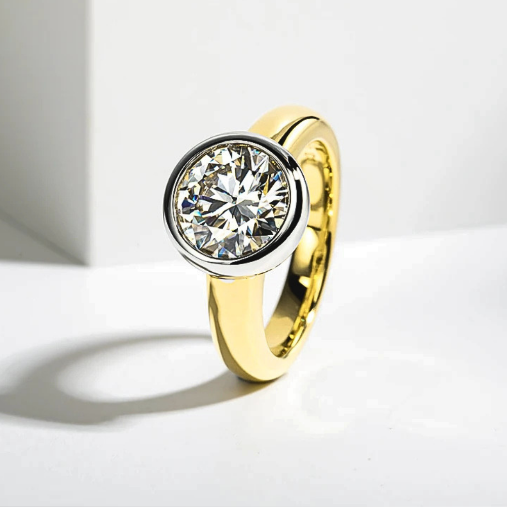 Solitario a 2 colori con Moissanite di ct 3,00
