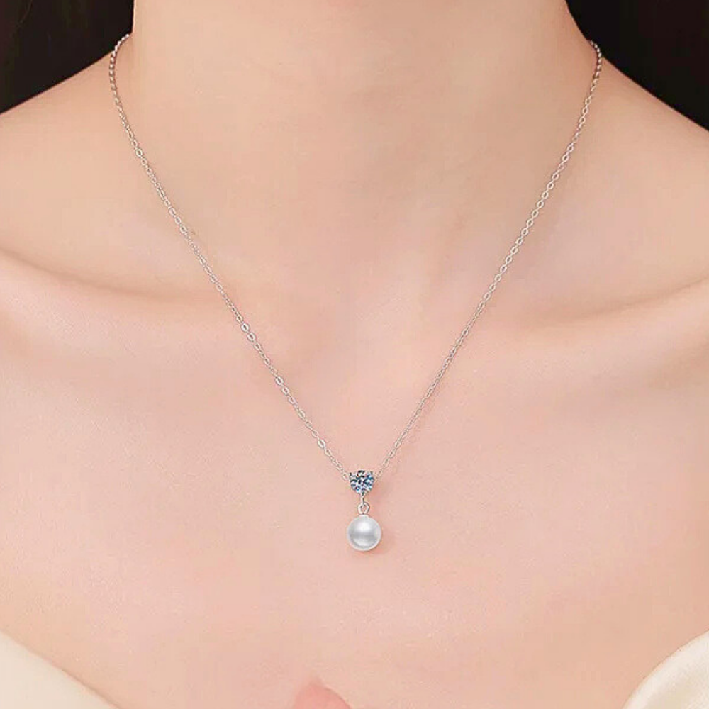 Collana con Moissanite di ct 0,50 e Perla Naturale