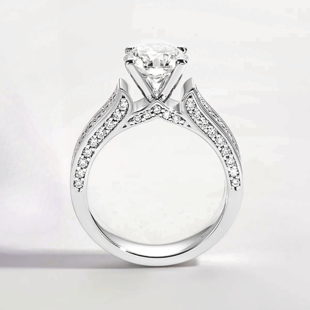 Solitario con Moissanite di ct 2,00 e Pavè