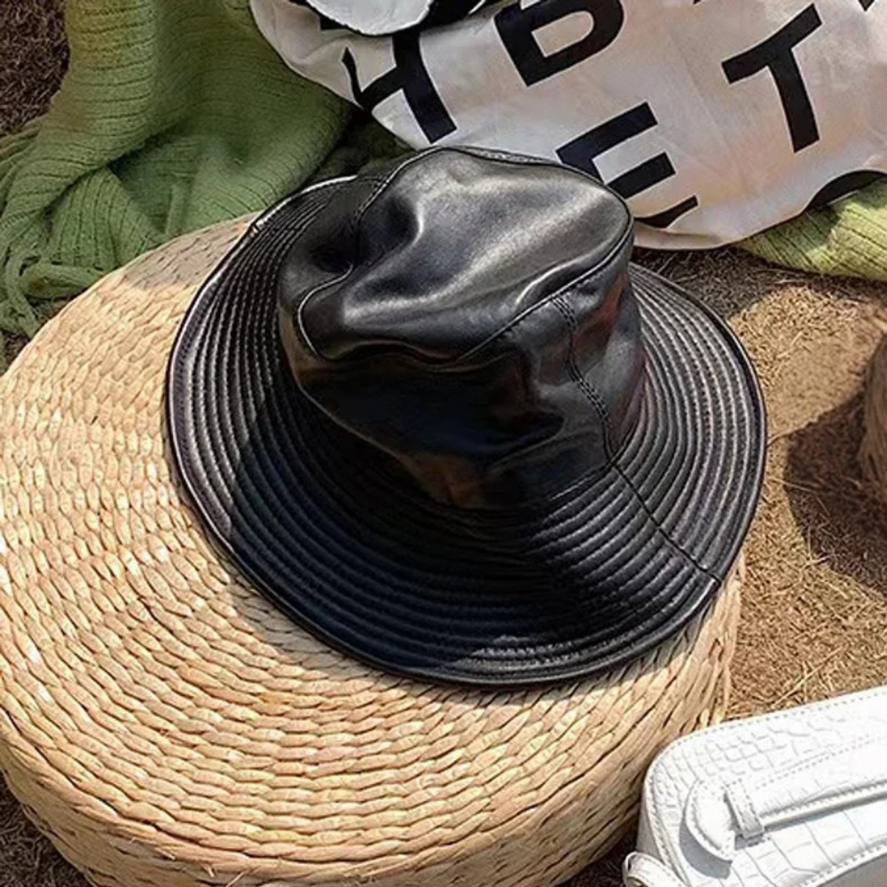 Cappello a Tesa Larga in Pelle d'Agnello