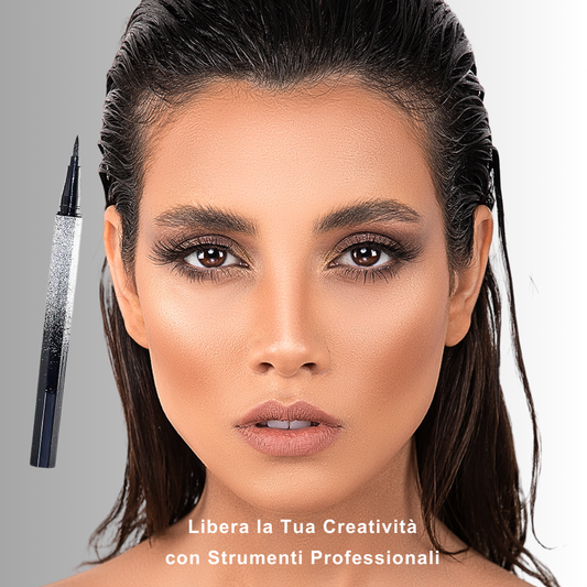 Eyeliner Liquido Waterproof – Nero Profondo & Lunga Tenuta