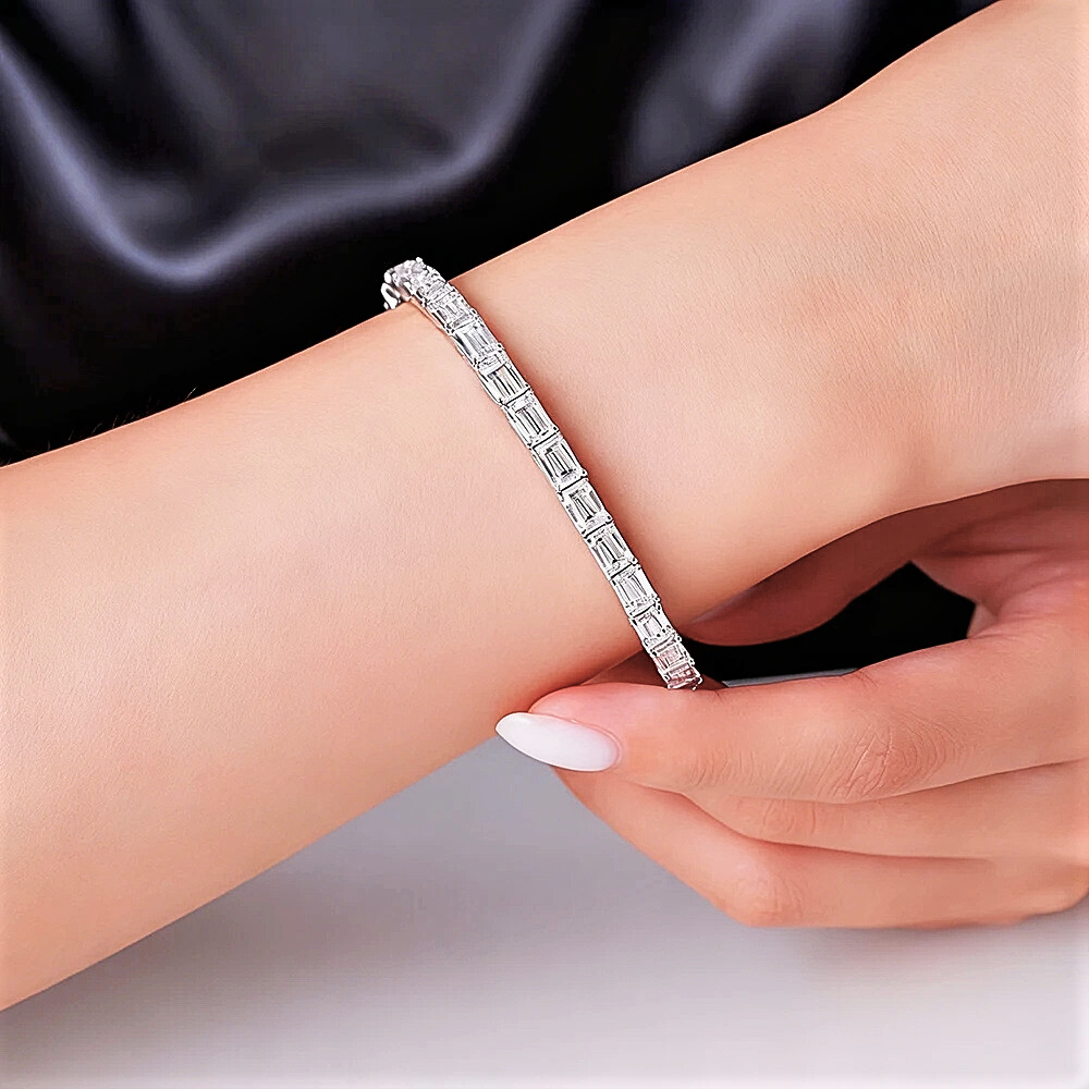 Bracciale Contrariè con Moissaniti Taglio Smeraldo per ct 27,20