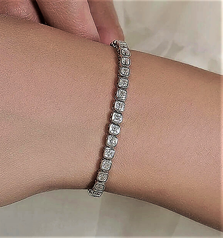 Bracciale Tennis con Moissaniti Taglio Asscher D Color VVS1