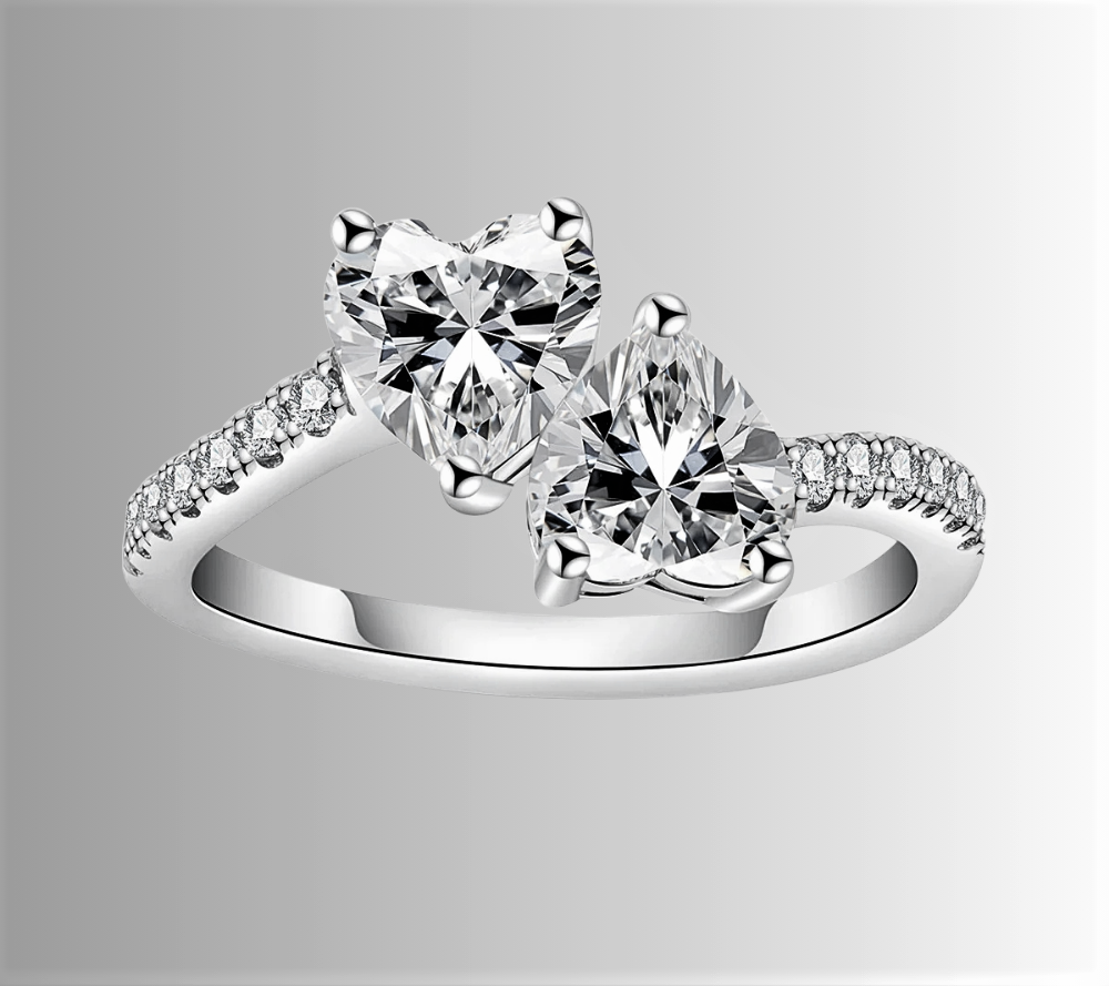 Anello Contrariè con Cuori di Moissaniti per ct 2,00