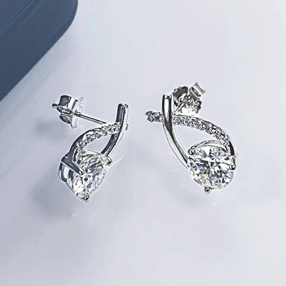 Orecchini a Nodo con Moissaniti per ct 4,28