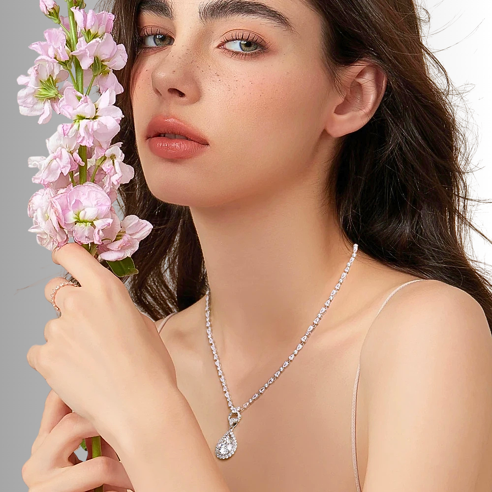 Collana Tennis con ciondolo in Moissanite D Color