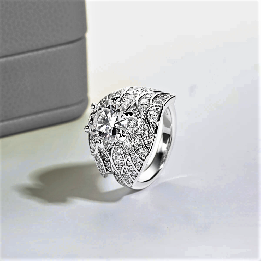 Fascia con Moissanite Certificata D Color  VVS1 di Ct 4,00