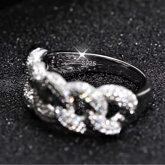 Anello con Maglie Gourmette e Moissaniti: Microdiamanti, Massima Eleganza