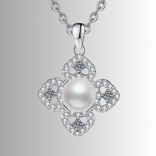 Collana a 4 Cuori con Moissaniti e Perla Naturale