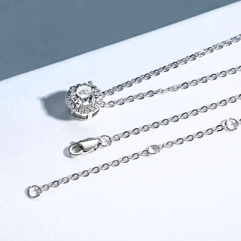 Collana Punte Luce Contornato con Moissanite di ct 1,00
