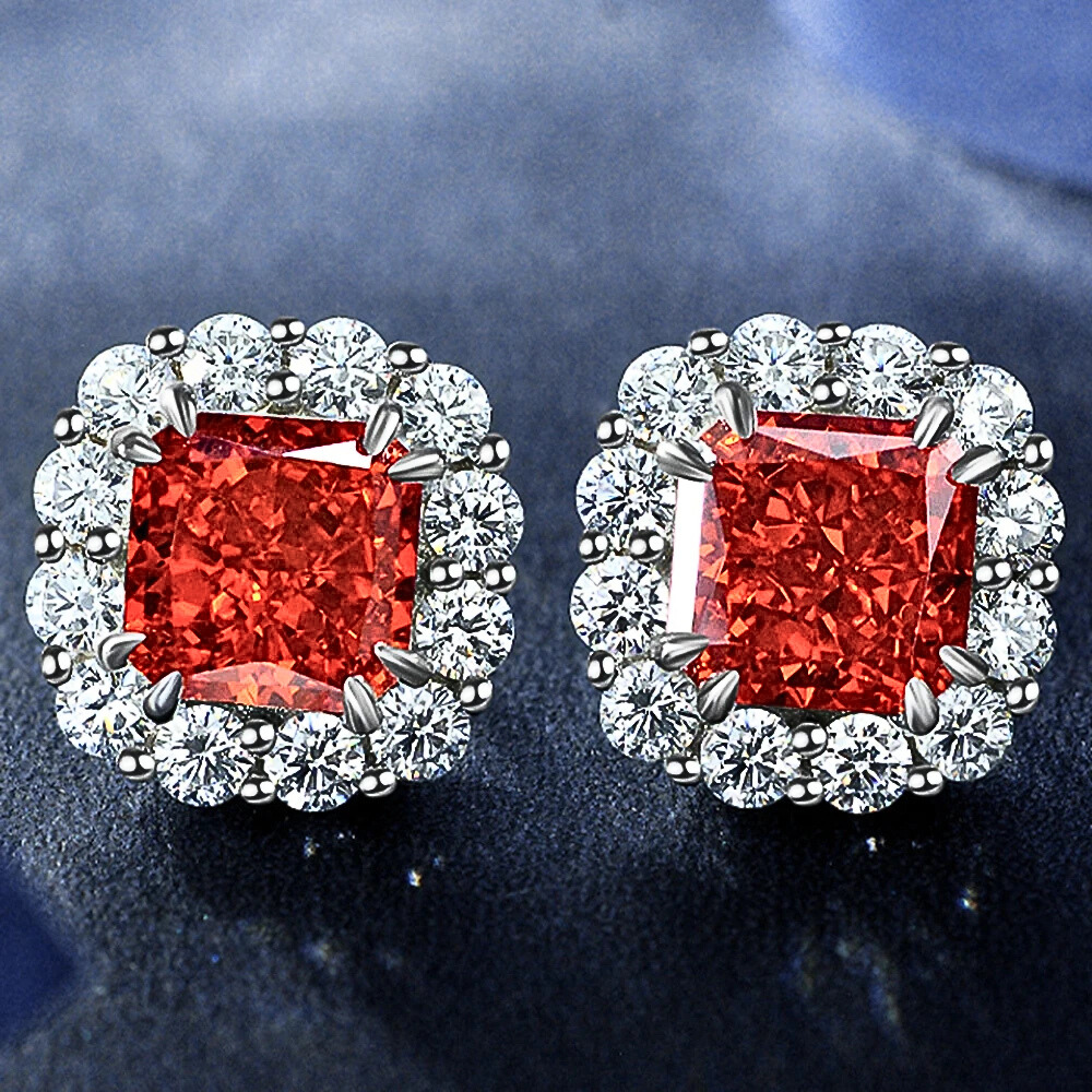 Orecchini a Fiore con Moissaniti Colorate di ct 4,00