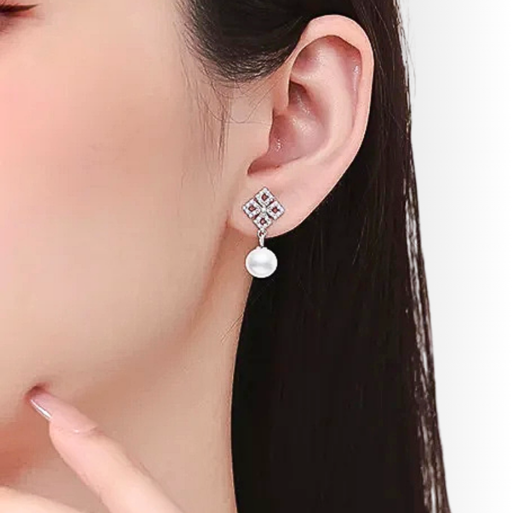 Orecchini a Rombi con Moissaniti e Perle Naturali