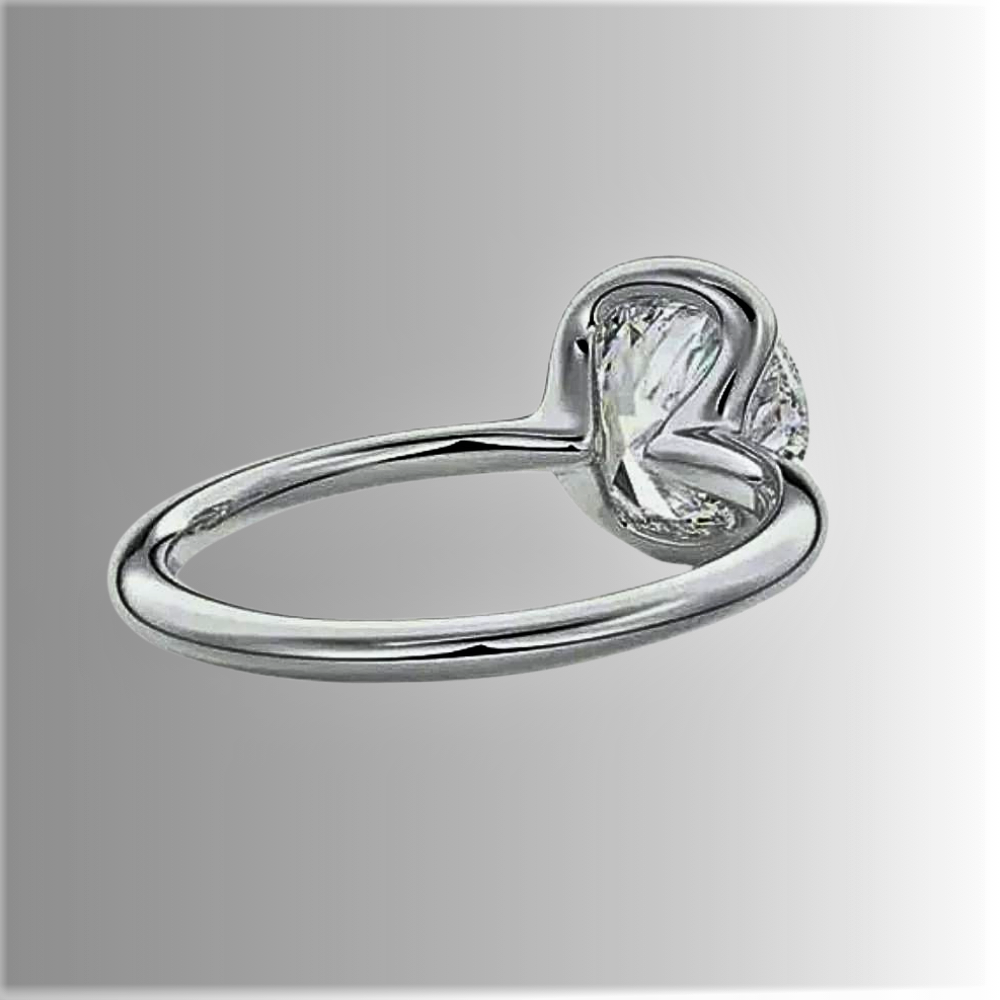 Solitaire "Light On": Timeless Splendor 