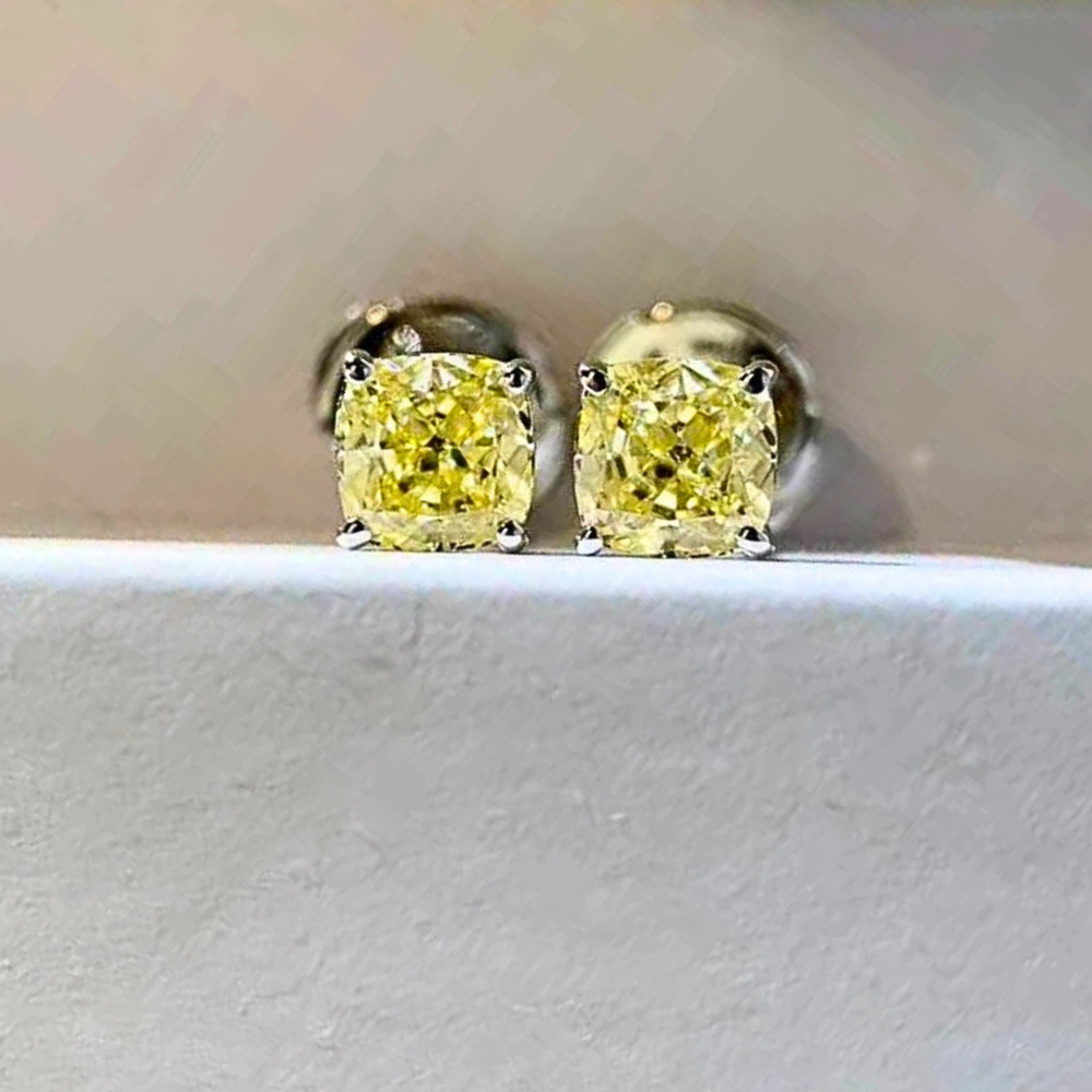 Orecchini con Moissaniti Giallo Zaffiro per ct 2,00