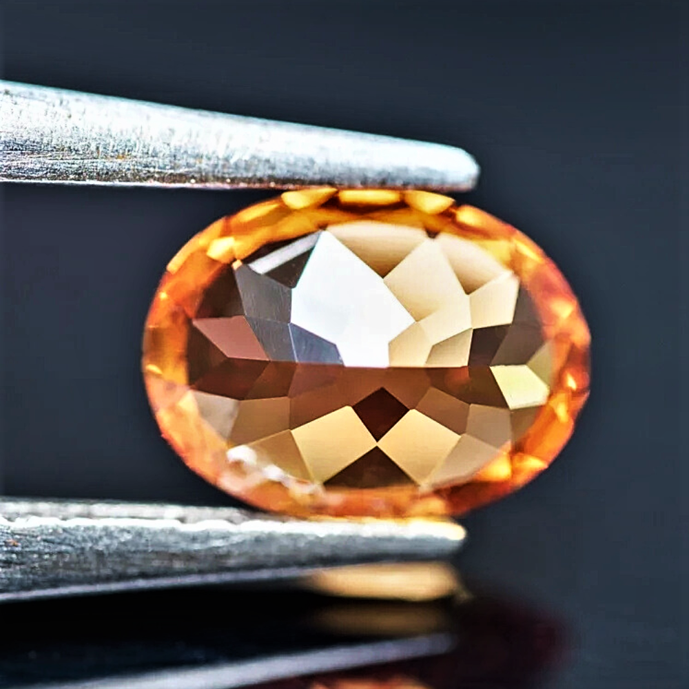 Zaffiro Arancio Lab Grown Taglio Ovale Certificato