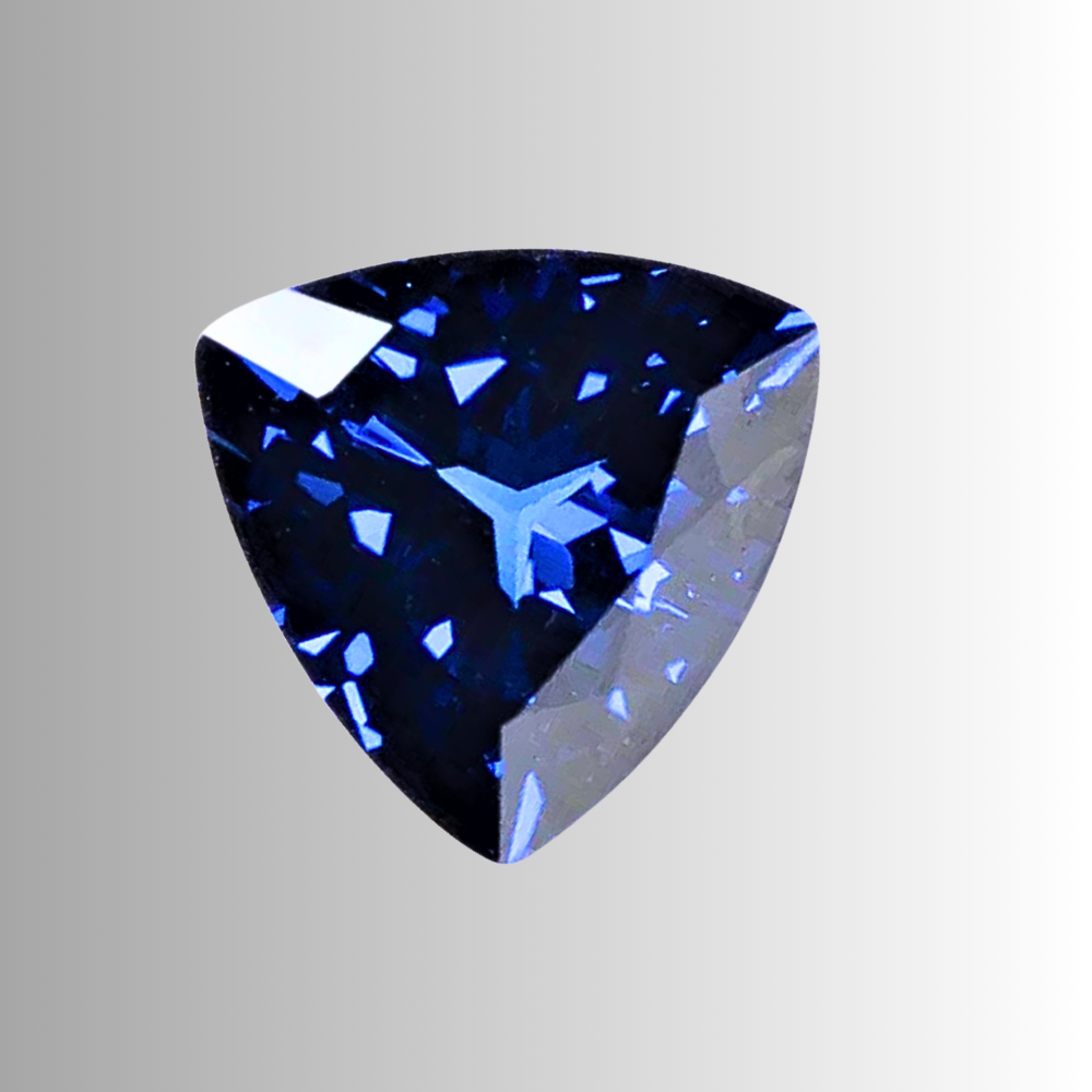 Zaffiro Royal Blue Lab Grown Taglio Trillion