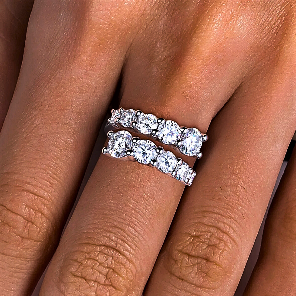 Anello Contrariè con Moissaniti per ct 4,20