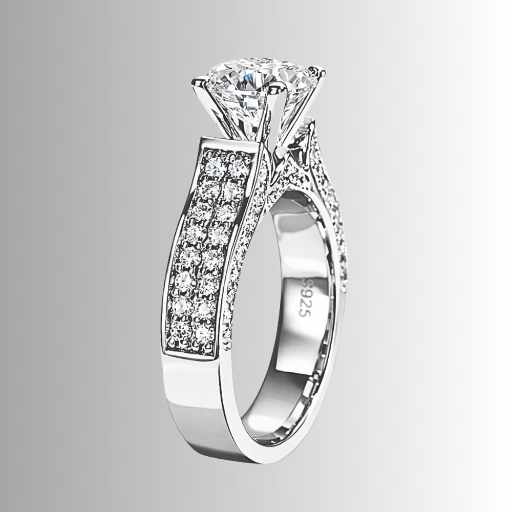 Solitario con Moissanite di ct 2,00 e Pavè